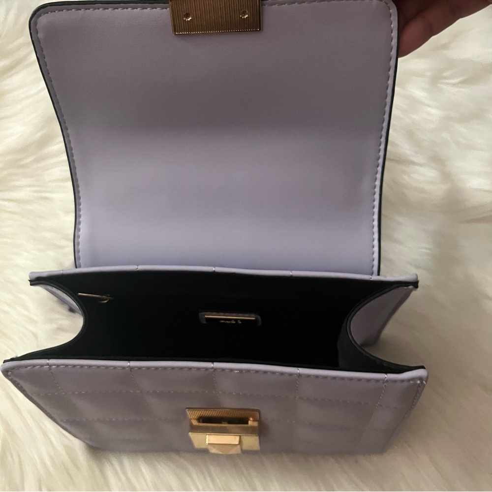 Aldo Lavender Quilted Crossbody Satchel with Gold Hardware - Picture 8 of 13